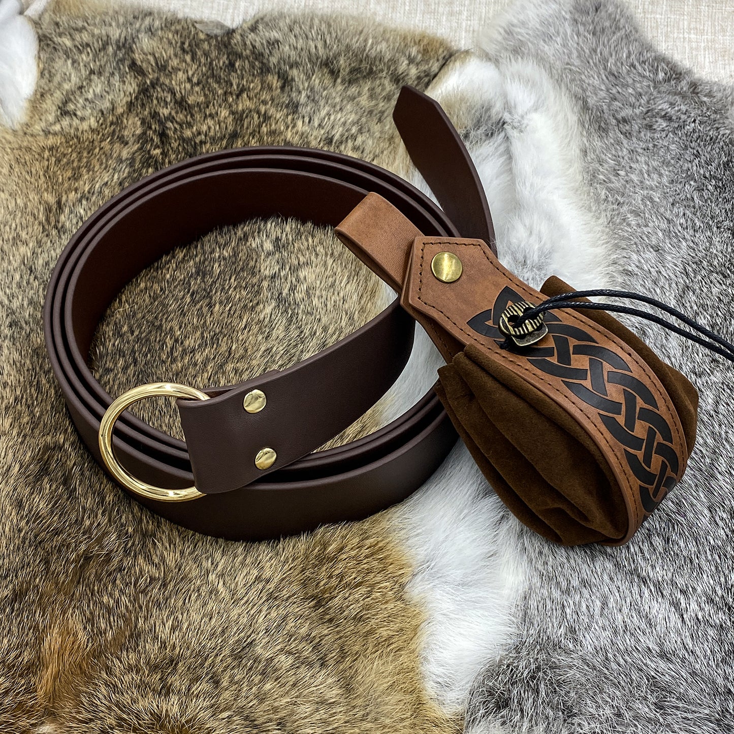 HiiFeuer Medieval O Ring Belt with Portable Drawstring Pouch, Retro Renaissance Faux Leather Belt and Purse Set for Ren Faire