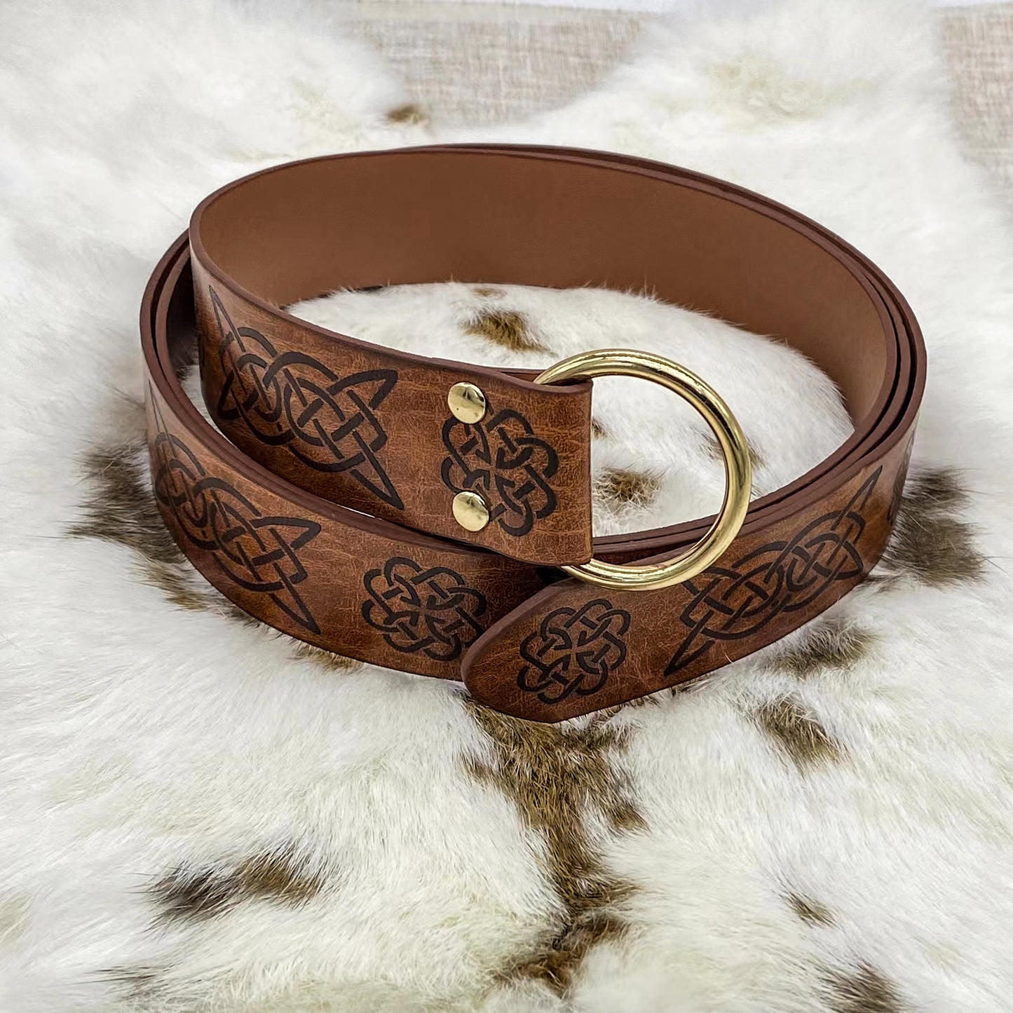 HiiFeuer Medieval Embossed PU Leather O-Ring Belt, Retro Renaissance Knight Belt