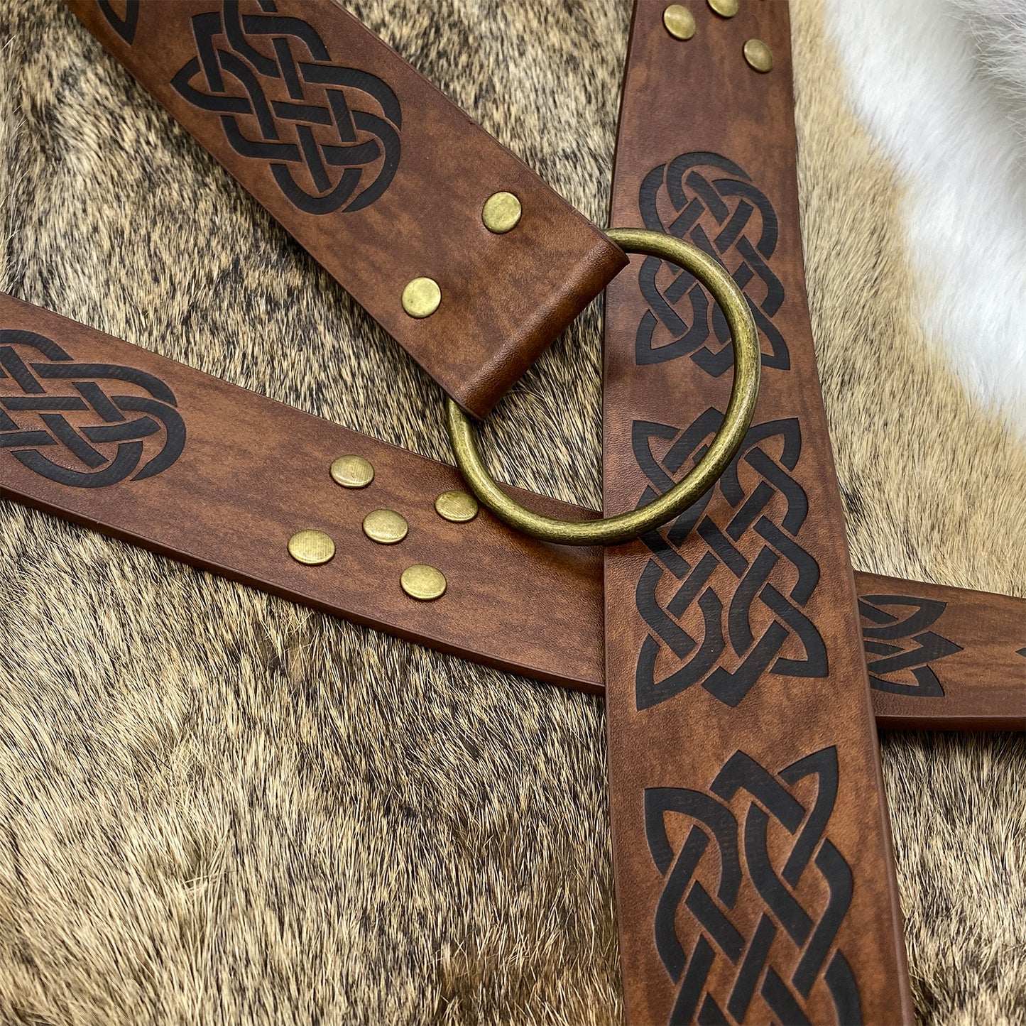 HiiFeuer Medieval Embossed PU Leather O-Ring Belt, Retro Renaissance Knight Belt