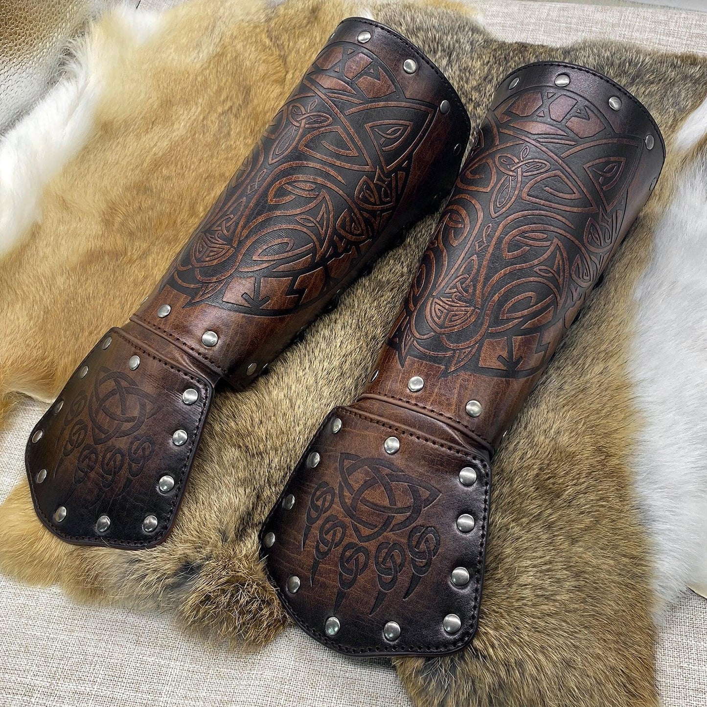 HiiFeuer Viking Fenrir Gauntlet, Medieval Faux Leather Arm Armor Knight Bracer, LARP Halloween Costume