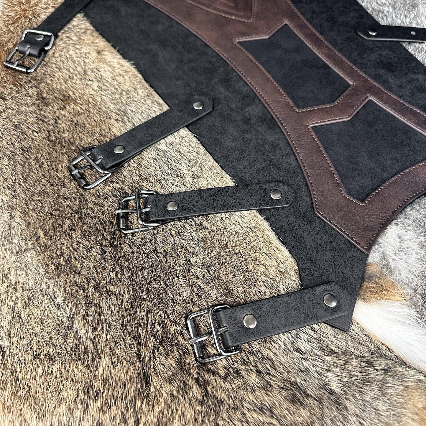 HiiFeuer Medieval Faux Leather Leg Gaiters, Vintage Middle Ages Knight Leg Armor, Mercenary Leg Guards for LARP