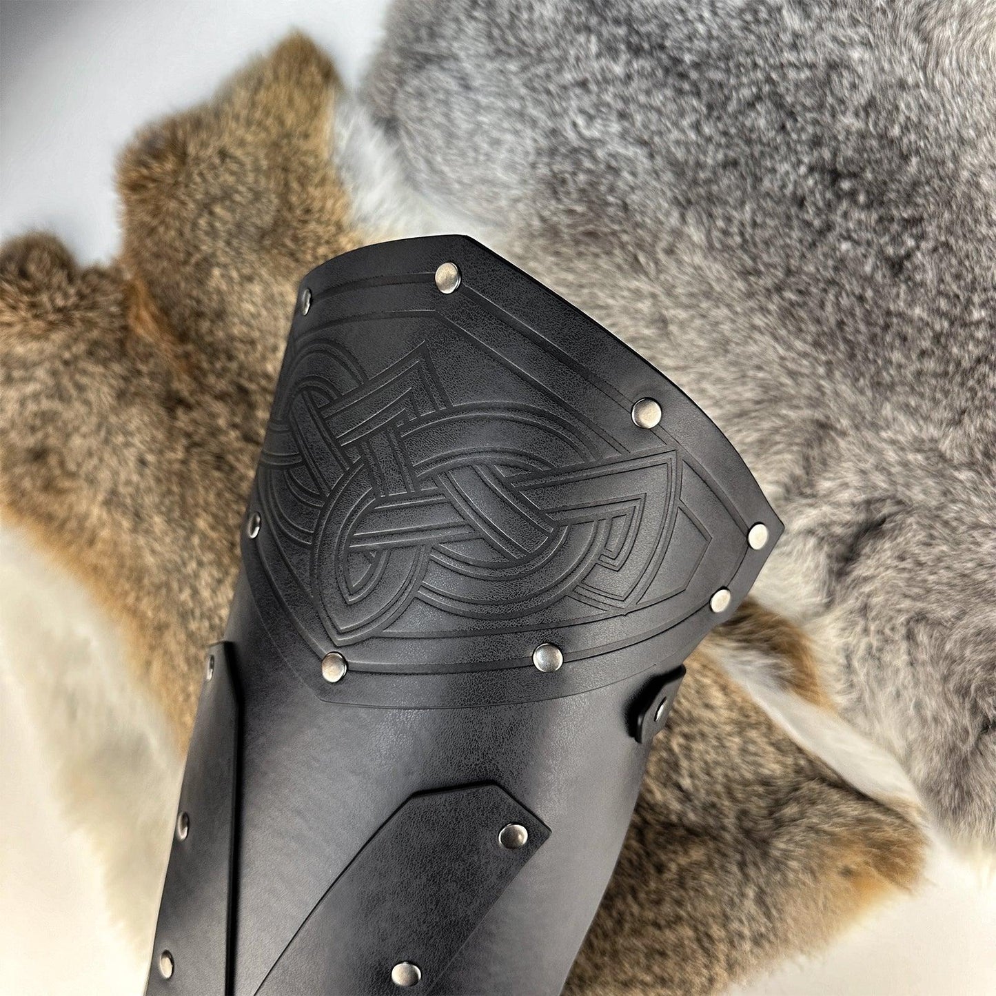 HiiFeuer Medieval Faux Leather Leg Gaiters, Vintage Middle Ages Knight Leg Armor, Mercenary Leg Guards for LARP