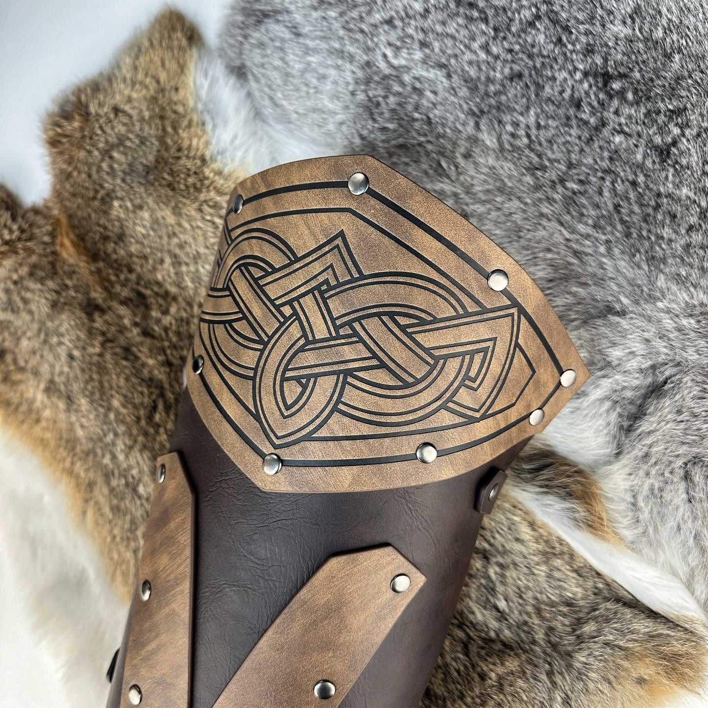 HiiFeuer Medieval Faux Leather Leg Gaiters, Vintage Middle Ages Knight Leg Armor, Mercenary Leg Guards for LARP