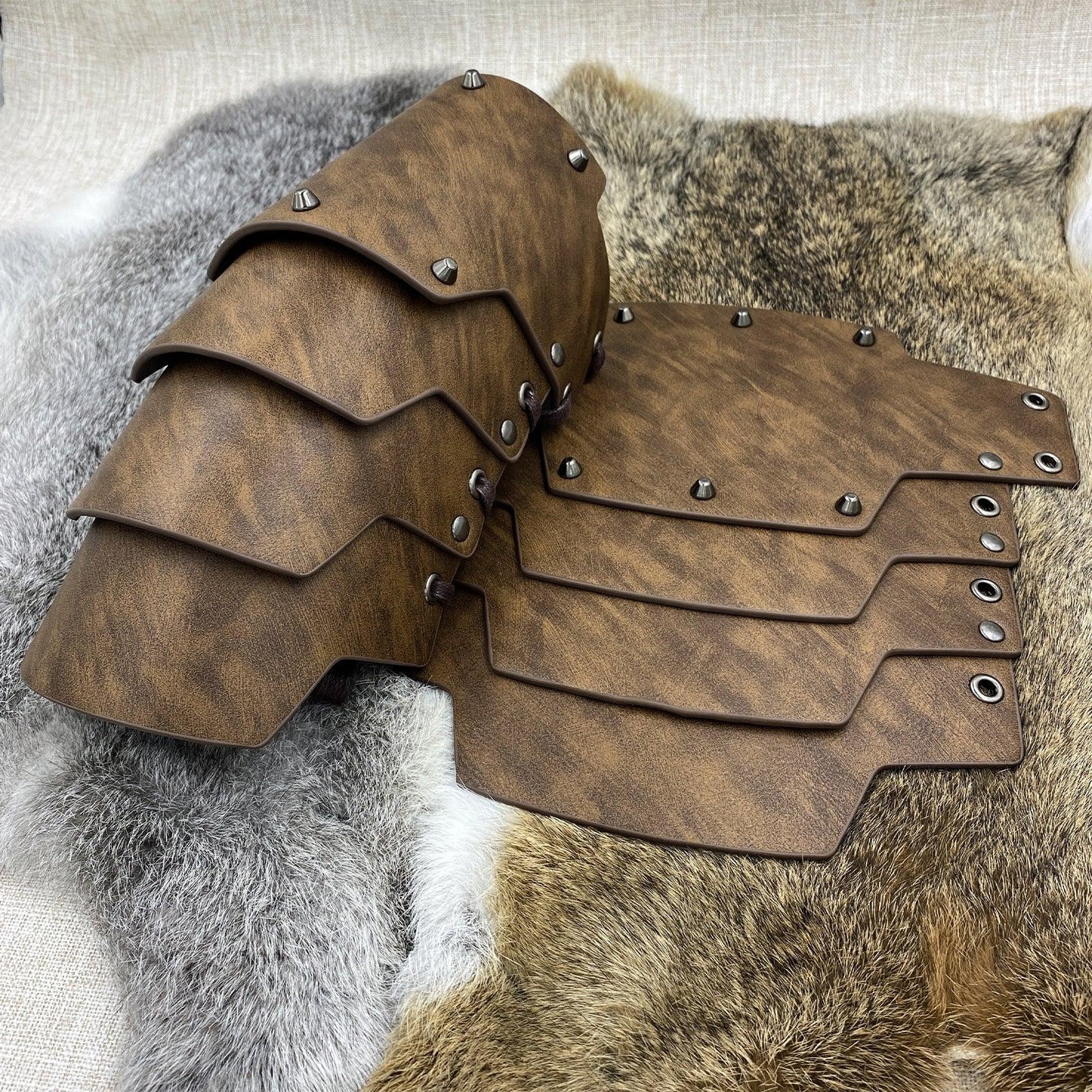 HiiFeuer Medieval Faux Leather 4 Layers Bracers Arm Armor, Middle Ages Mercenary Gauntlets, Costume Knight Archer Arm Guards