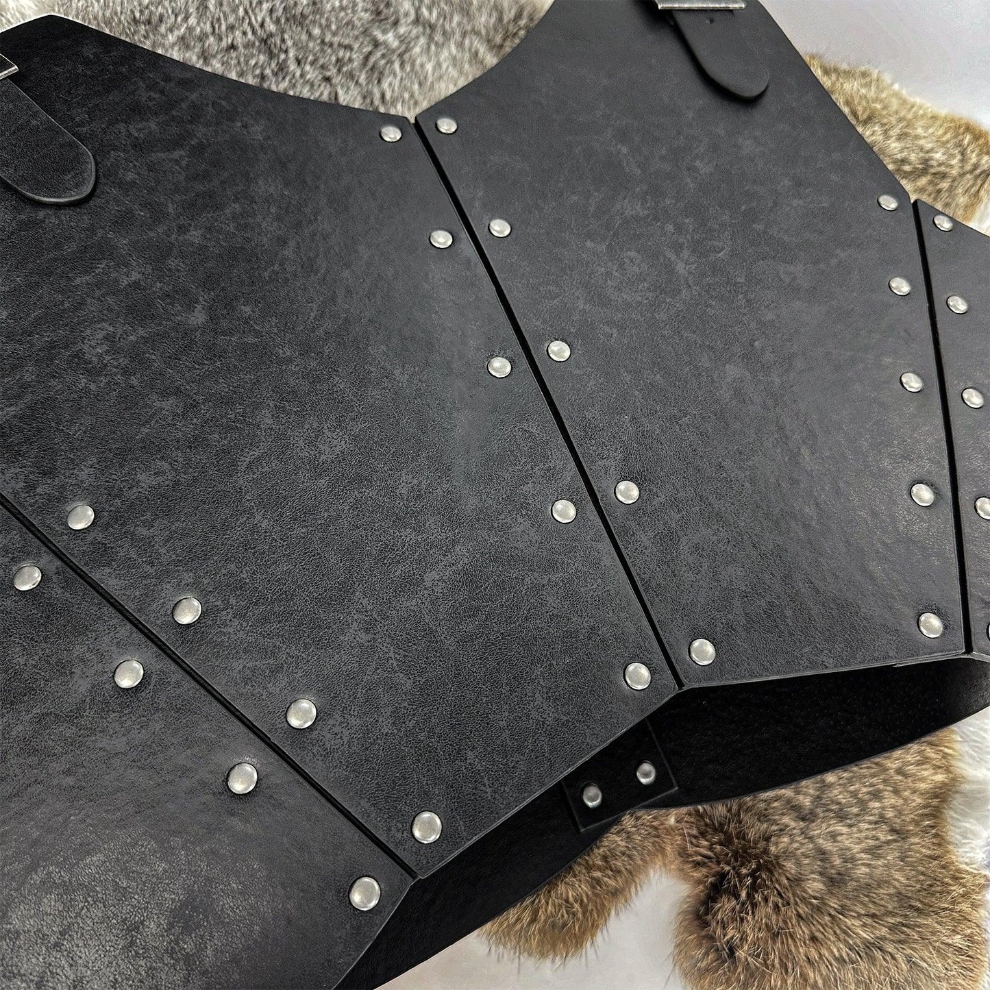 HiiFeuer Medieval Faux Leather Chest Armor, Retro Mercenary Knight Archer Body Armor, Adjustable Vest Armour for Ren Faire
