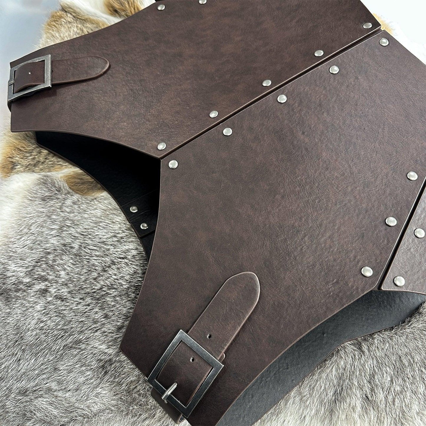 HiiFeuer Medieval Faux Leather Chest Armor, Retro Mercenary Knight Archer Body Armor, Adjustable Vest Armour for Ren Faire