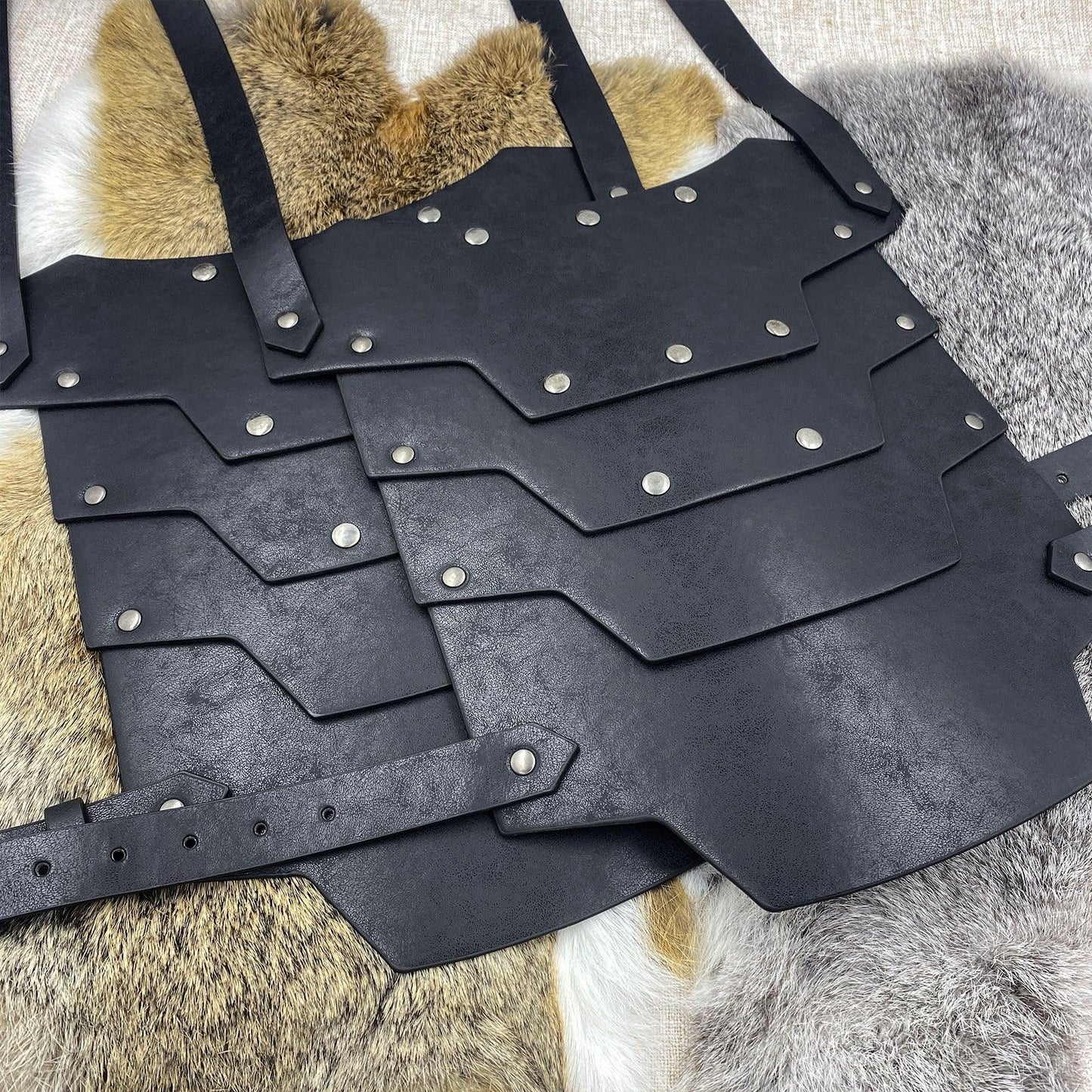 HiiFeuer Medieval Faux Leather Double Pauldron, Vintage Mercenary Knight Shoulder Armor for LARP/Cosplay Ren Faire