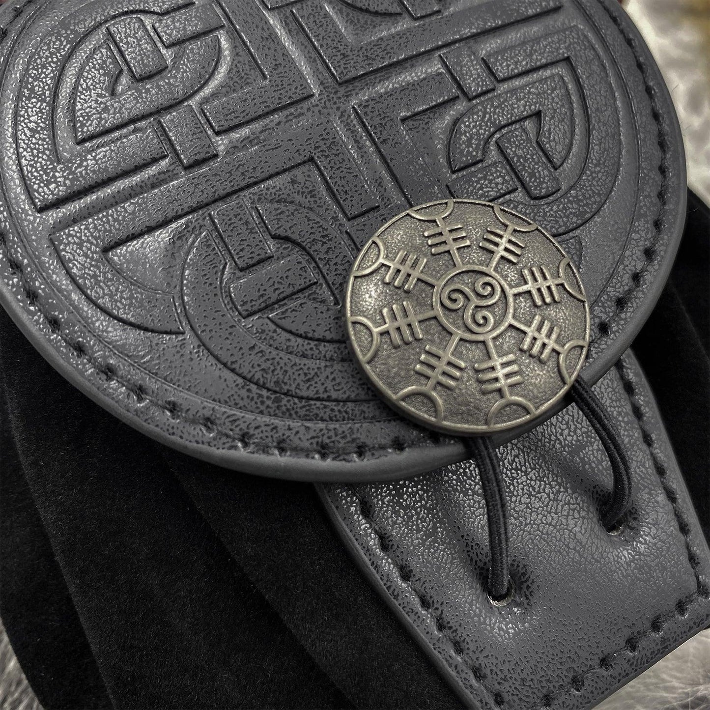 HiiFeuer Medieval Embossed Faux Leather Belt Pouch, Retro Renaissance Portable Belt Bag Coin Purse Dice Bag for LARP Ren Faire