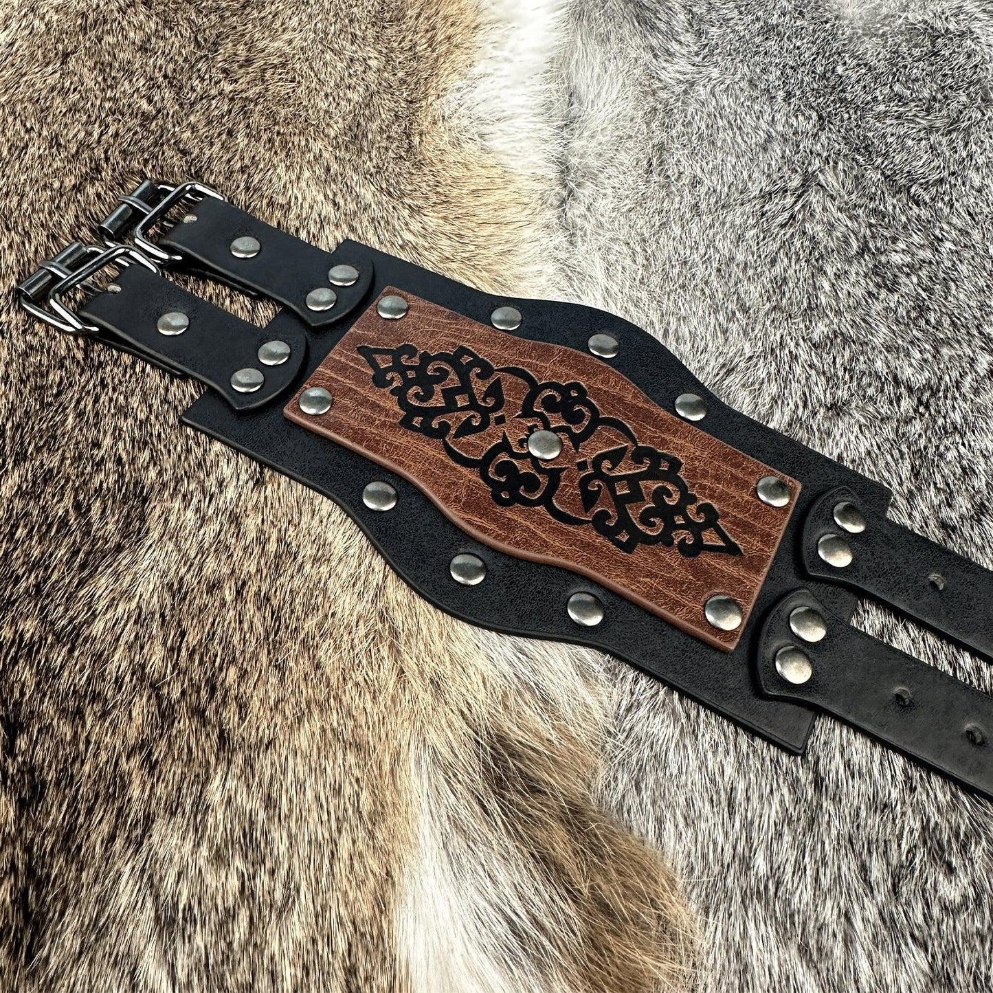 HiiFeuer Medieval Embossed Alchemy Faux Leather Cuff Bracelet, Fantasy Retro Wristband, Wizard Buckle Fastening Cuff Bangle Bracelet