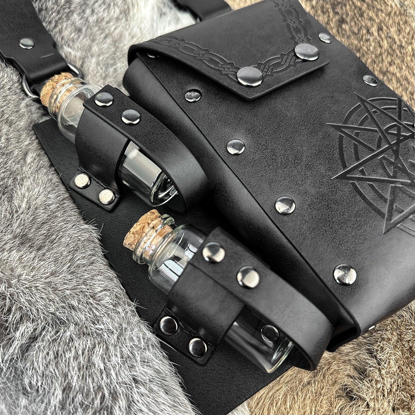 HiiFeuer Medieval Alchemy Faux Leather Belt Bag with 2 Cork Potion Vials, Fantasy Wizard Waist Pouch Side Pack for Ren Faire