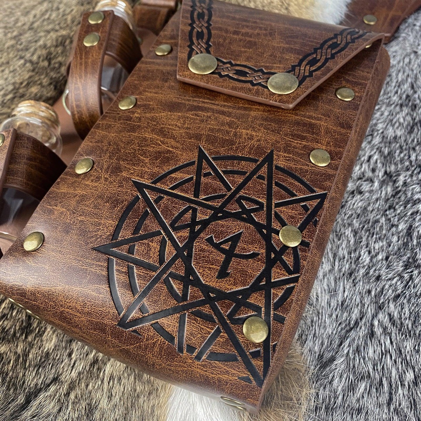HiiFeuer Medieval Alchemy Faux Leather Belt Bag with 2 Cork Potion Vials, Fantasy Wizard Waist Pouch Side Pack for Ren Faire