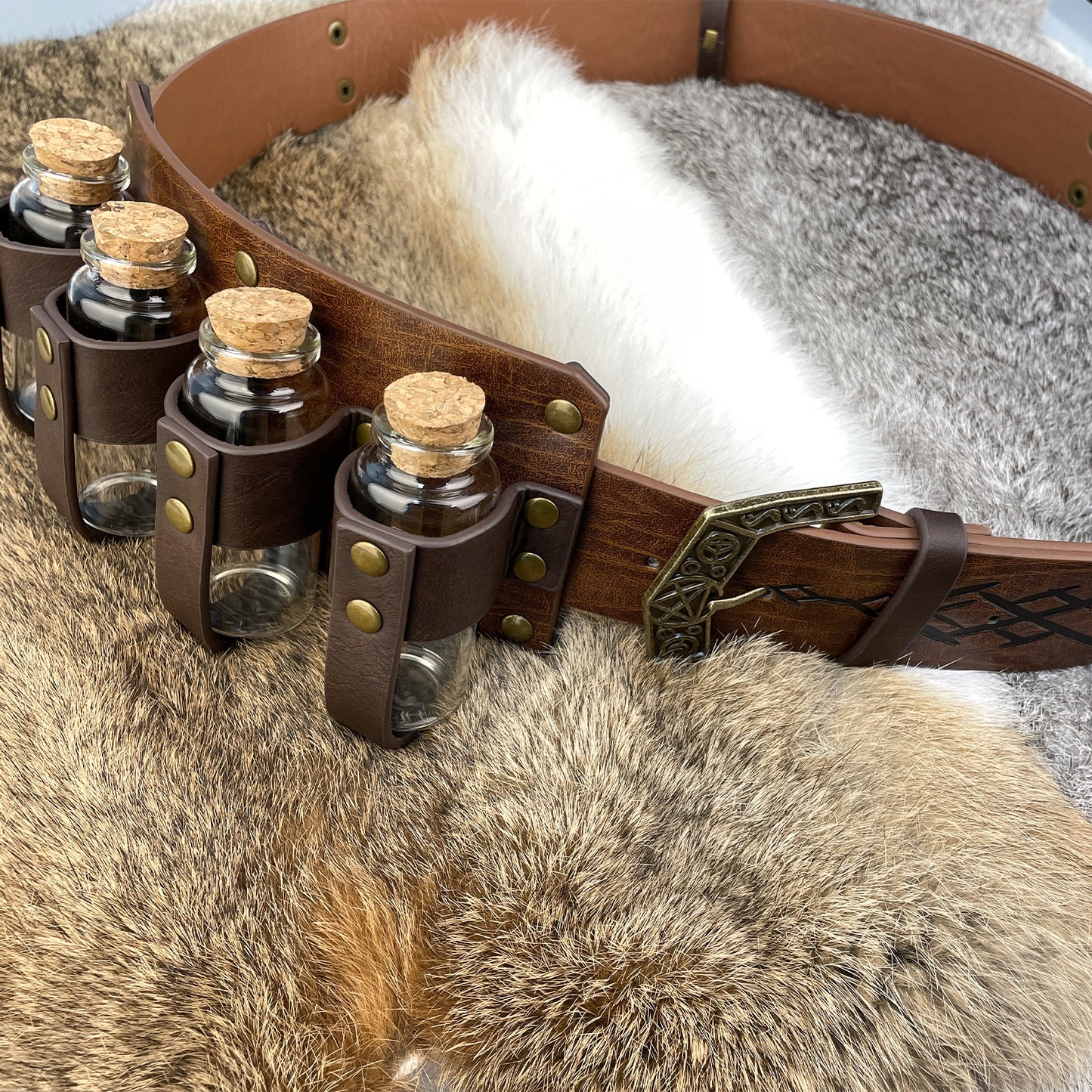 HiiFeuer Medieval Embossed Alchemy Faux Leather Buckle Belt with 4 Cork Vials, Fantasy Wizard Potion Bottles Belt