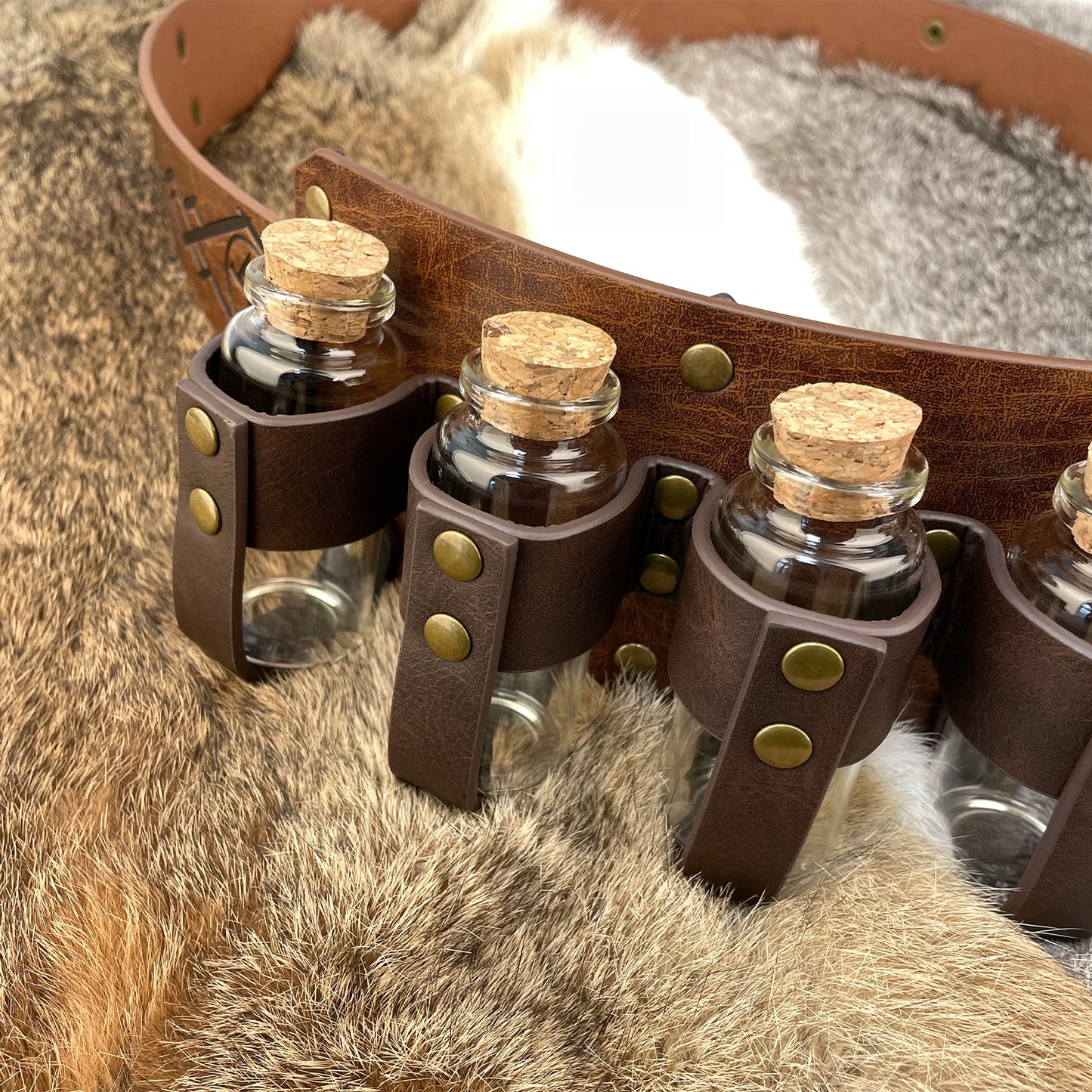HiiFeuer Medieval Embossed Alchemy Faux Leather Buckle Belt with 4 Cork Vials, Fantasy Wizard Potion Bottles Belt