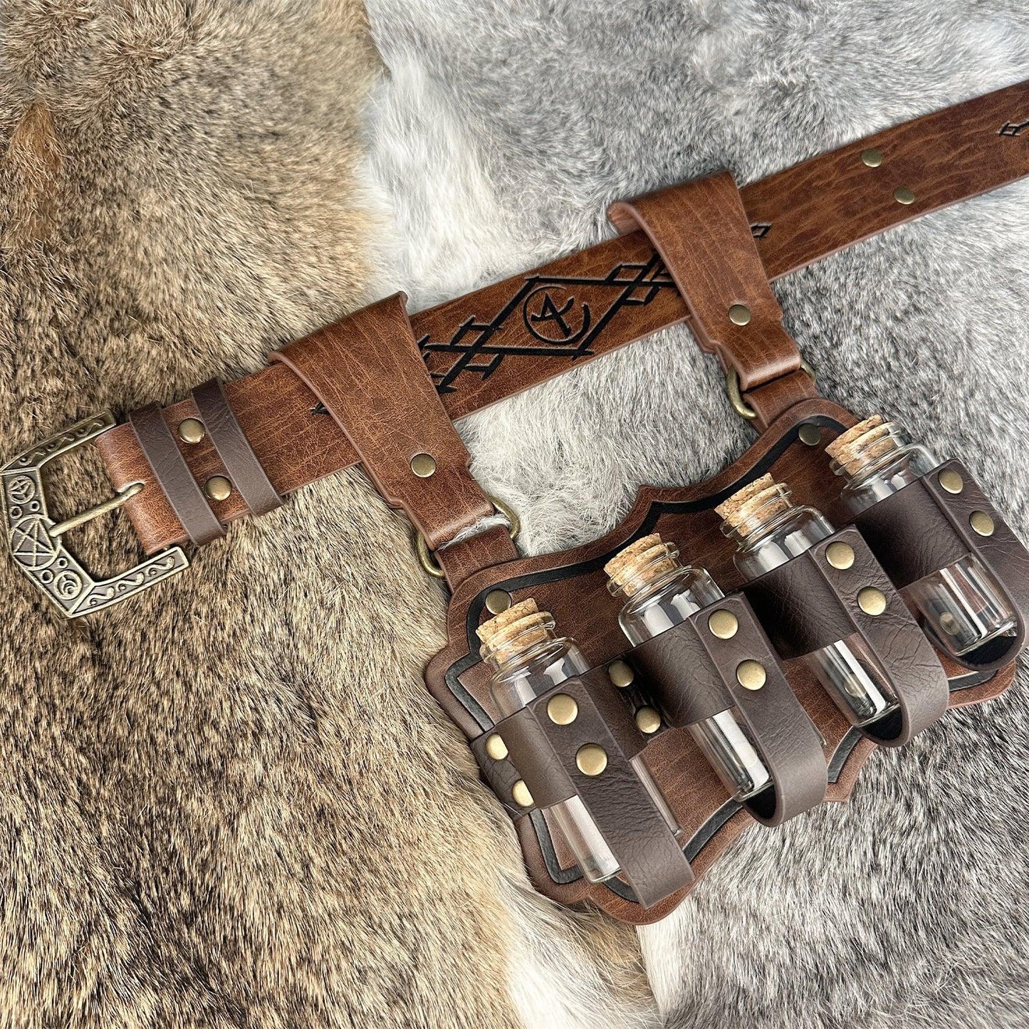 HiiFeuer Medieval Embossed Alchemy Faux Leather Buckle Belt with 4 Cork Vials, Fantasy Wizard Potion Bottles Belt