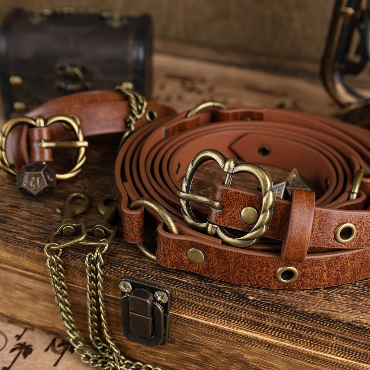 HiiFeuer Medieval DIY Faux Leather Metal Chain Belt