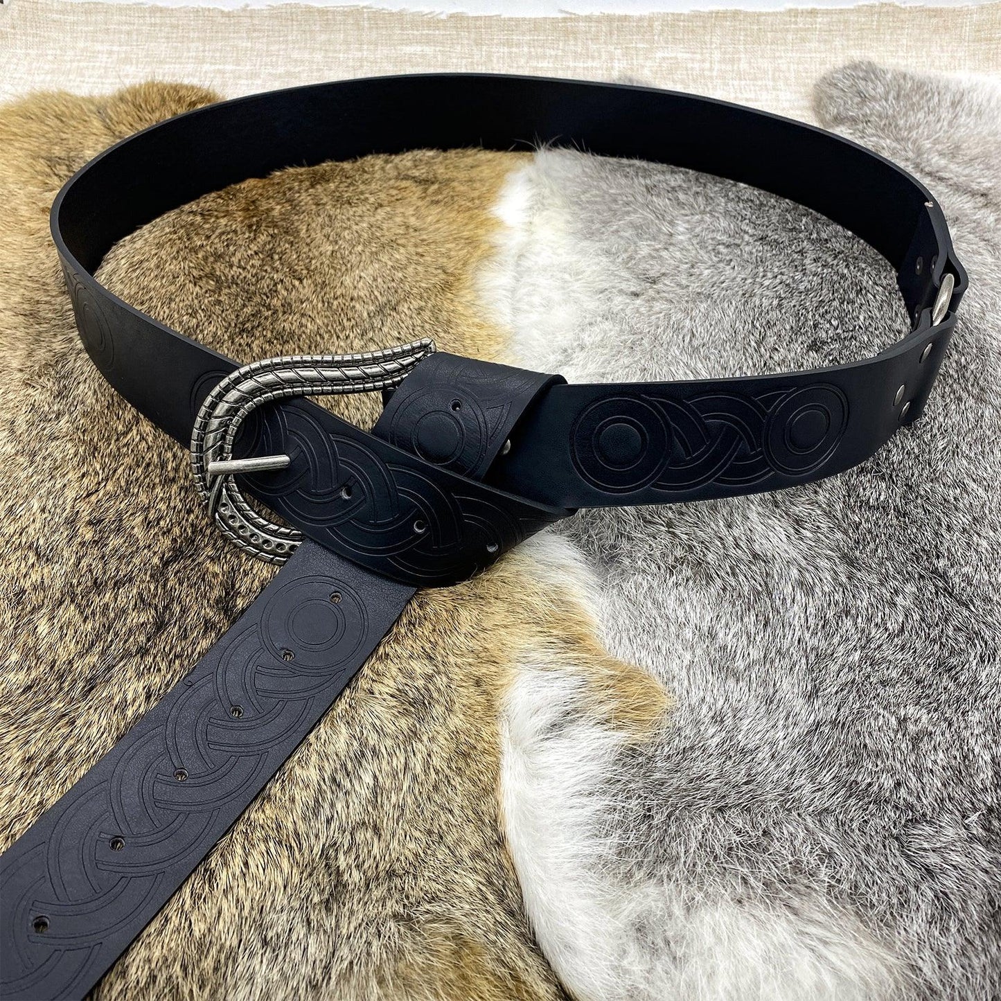 HiiFeuer Nordic Embossed Buckle Belt, Retro Medieval Faux Leather Knight Belt, LARP Cosplay