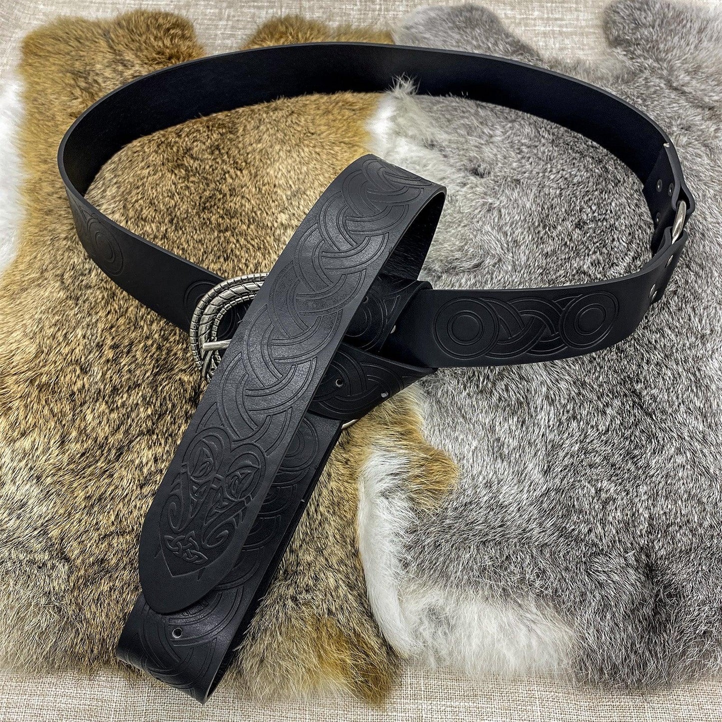 HiiFeuer Nordic Embossed Buckle Belt, Retro Medieval Faux Leather Knight Belt, LARP Cosplay