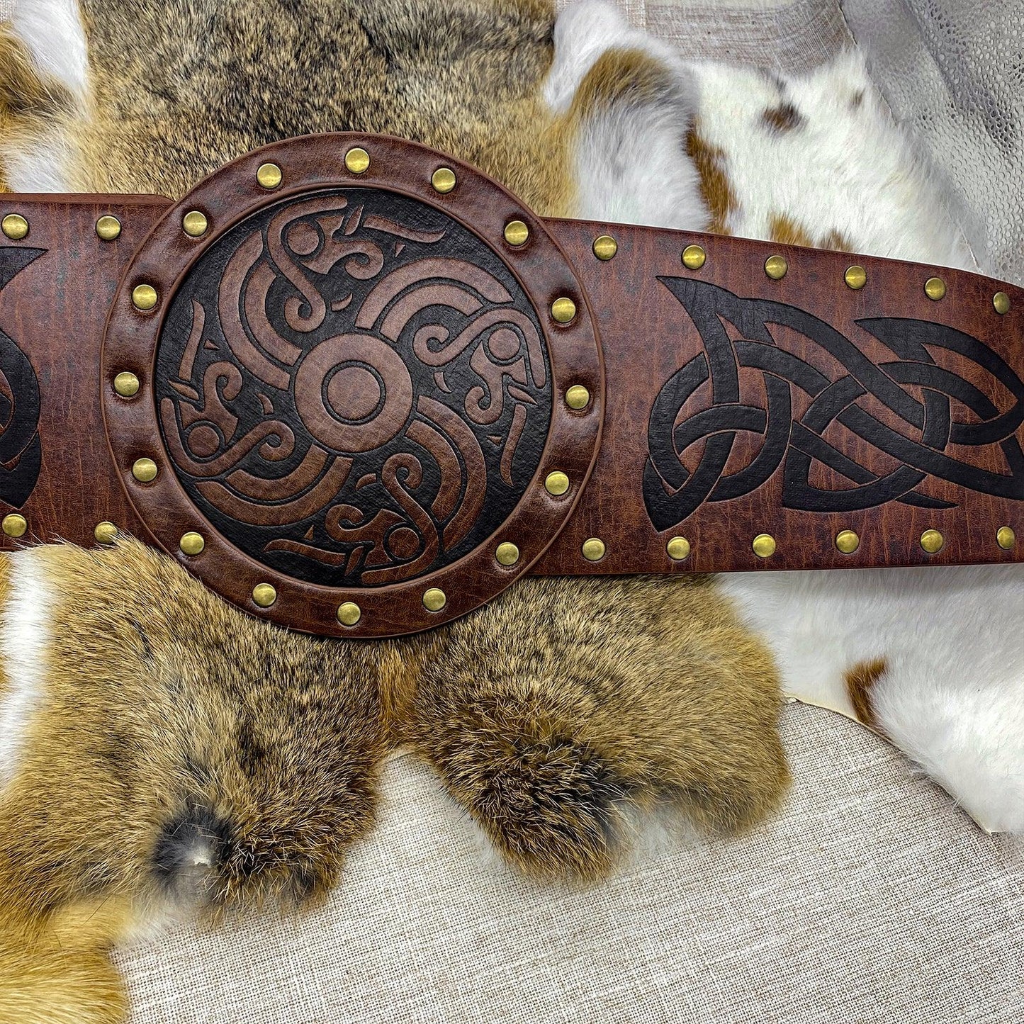 HiiFeuer Viking Embossed Wide Belt, Nordic Faux Leather Armor Belt Knight Corset Belt, LARP Halloween Costume