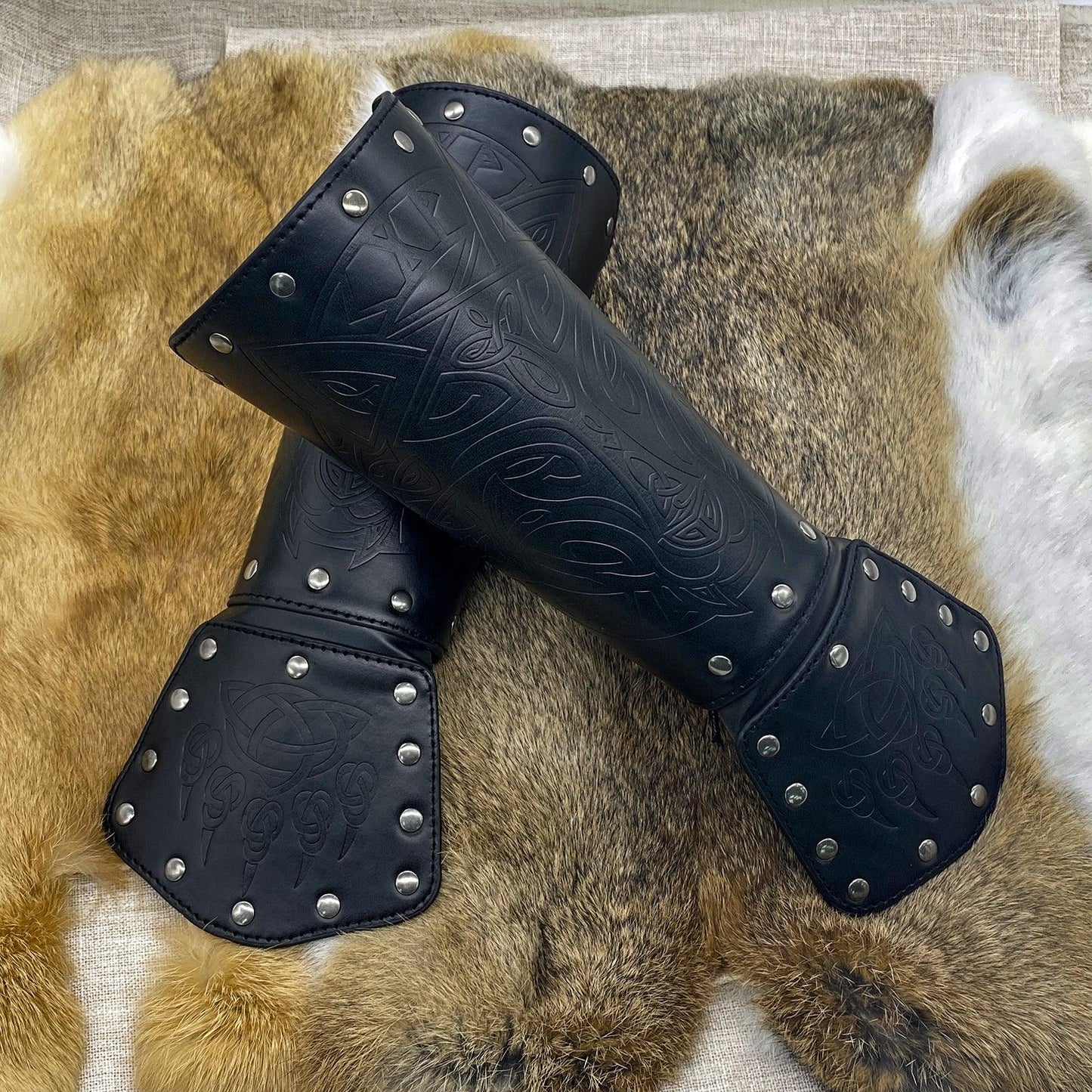 HiiFeuer Viking Fenrir Gauntlet, Medieval Faux Leather Arm Armor Knight Bracer, LARP Halloween Costume