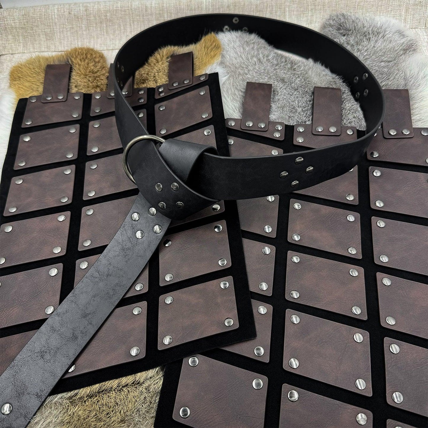 HiiFeuer Medieval Faux Leather Thigh Armor, Retro Double Sides Waist Armor with Belt, Mercenary&amp;Knights Skirt Armor for LARP