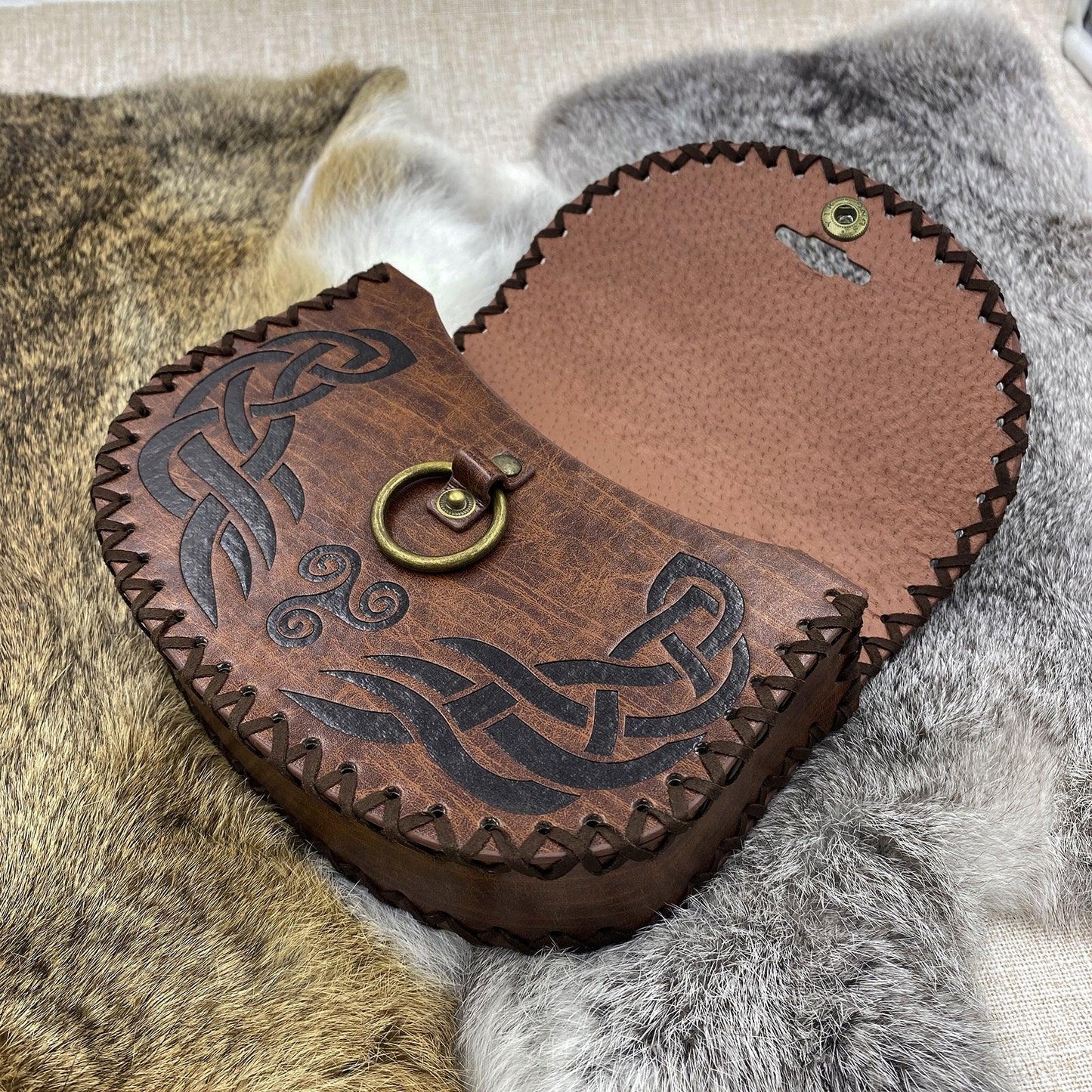 HiiFeuer Viking Embossed Belt Bag, Vintage Medieval Faux Leather Side Pack, Middle Ages Portable Belt Pouch For LARP Ren Faire