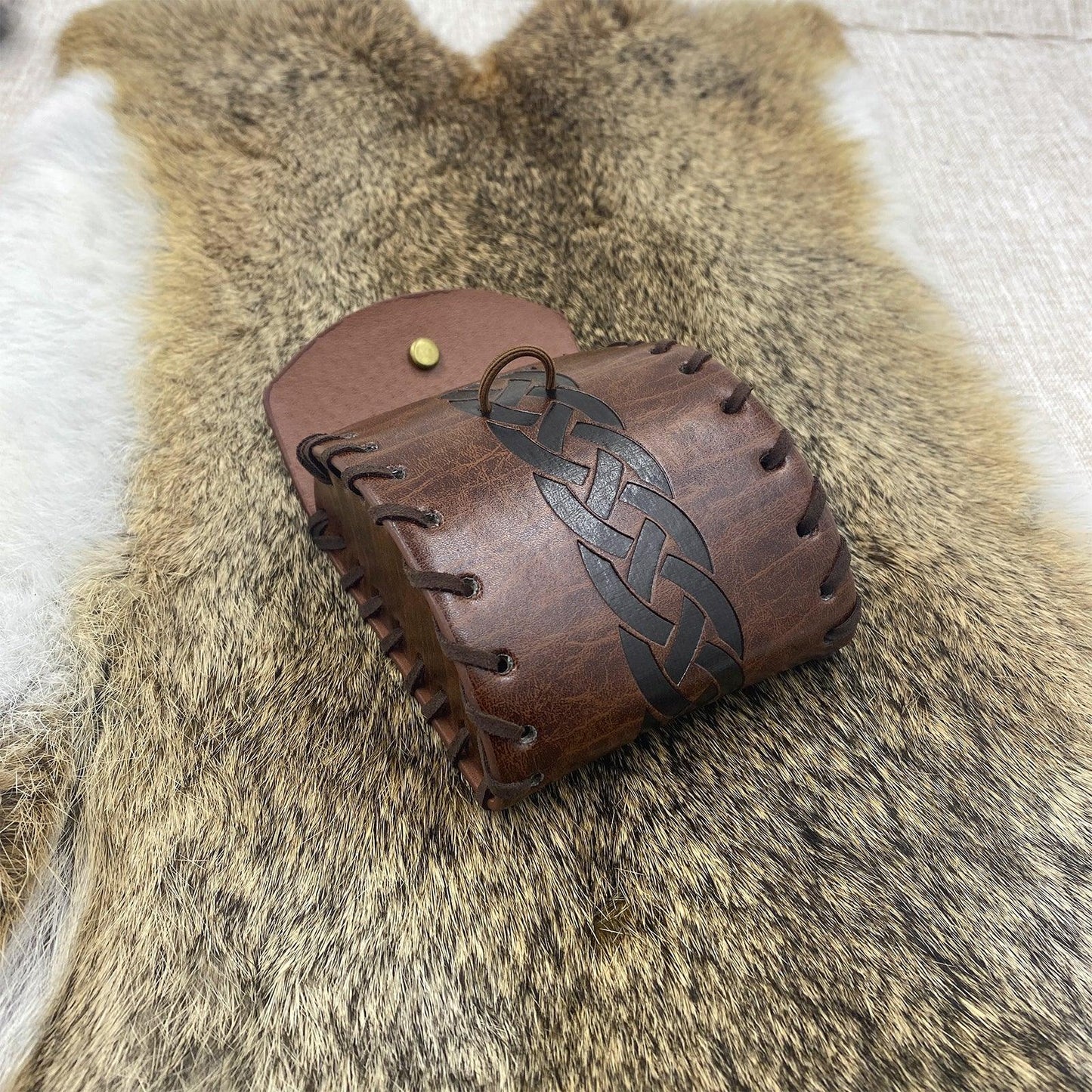 HiiFeuer Medieval Faux Leather Mini Belt Bag, Portable Renaissance Belt Pouch, Nordic Coin Purse Dice Bag for LARP Ren Faire
