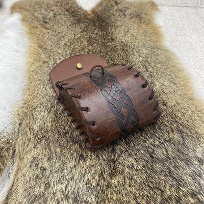 HiiFeuer Medieval Faux Leather Mini Belt Bag, Portable Renaissance Belt Pouch, Nordic Coin Purse Dice Bag for LARP Ren Faire
