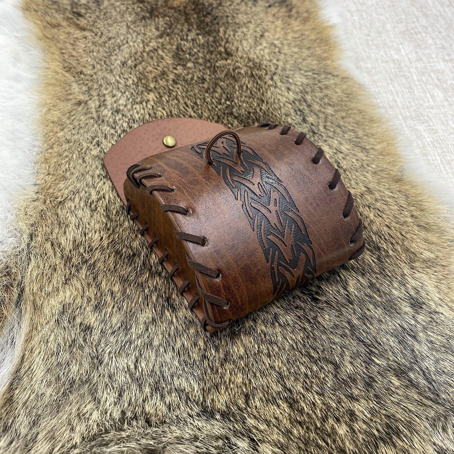 HiiFeuer Medieval Faux Leather Mini Belt Bag, Portable Renaissance Belt Pouch, Nordic Coin Purse Dice Bag for LARP Ren Faire