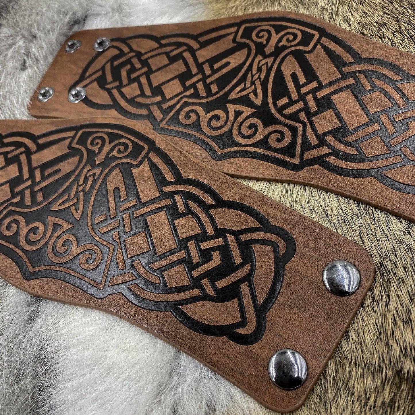HiiFeuer 2 PCS Viking Embossed Faux Leather Cuff Bracelet, Norse Retro Wristband, Nordic Mjolnir Vegvisir Pattern Cuff Bangle Bracelet