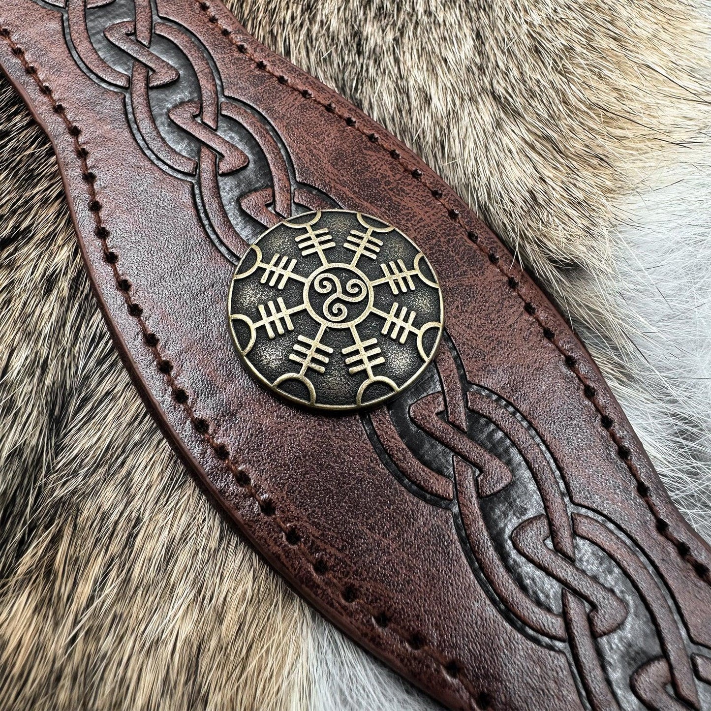 HiiFeuer Medieval Embossed Faux Leather Headpiece, Retro Renaissance Adjustable Headband, Cosplay Costume Accessories