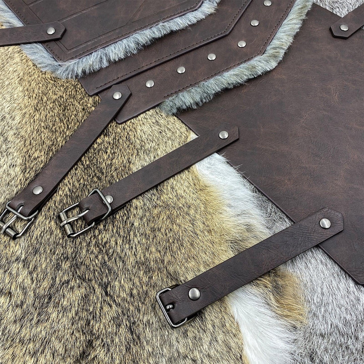 HiiFeuer Medieval Faux Leather Barbarian Leg Gaiters, Vintage Middle Ages Knight Leg Armor, Artificial Fur Shin Guards