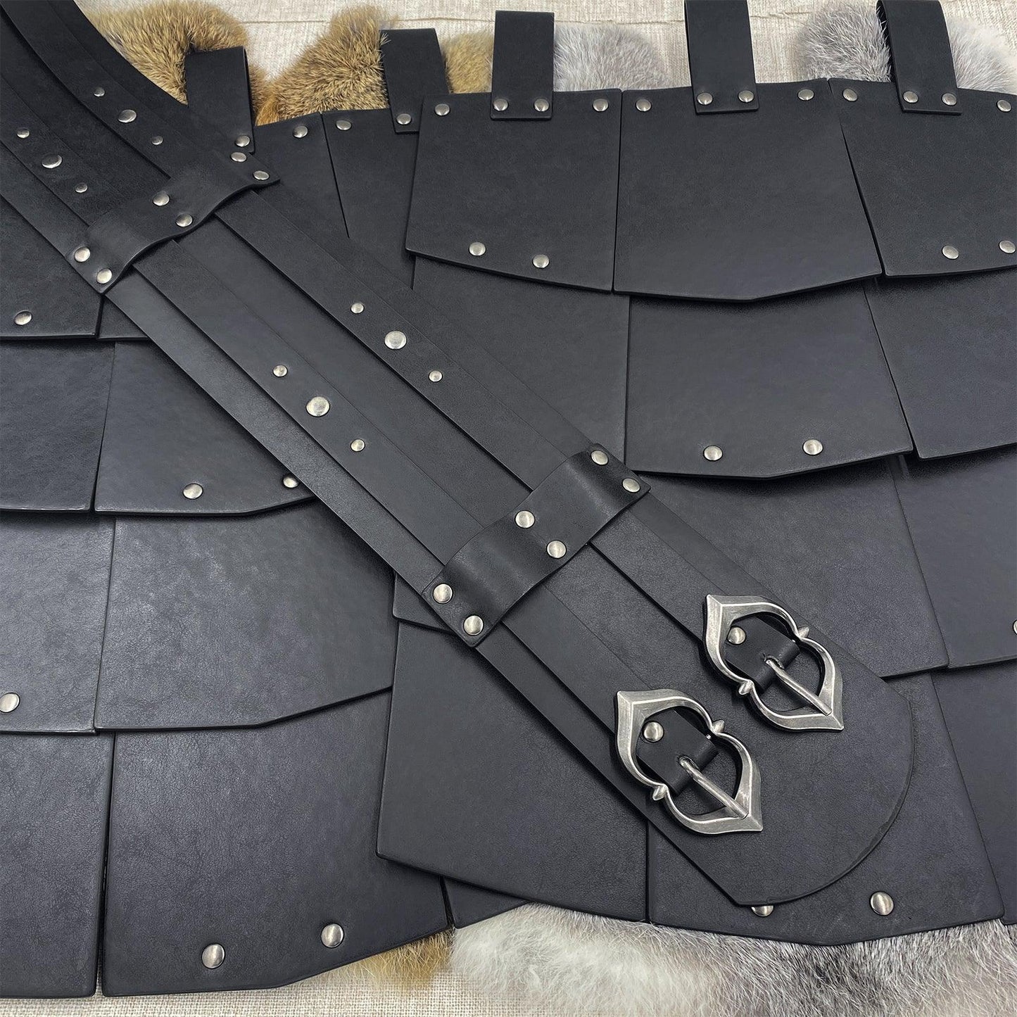 HiiFeuer Medieval Faux Leather Wide Belt Thigh Armor, Retro Double Sides Waist Armor, Mercenary&Knights Skirt Armor for LARP
